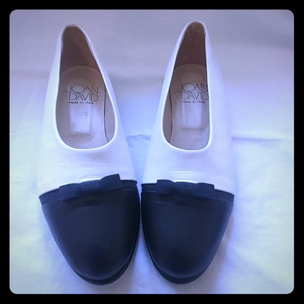 Joan & David classic black & white spectator flats